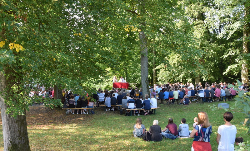 Messe an der Kluskapelle.